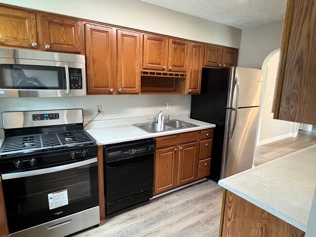Building Photo - Updated home in Shively