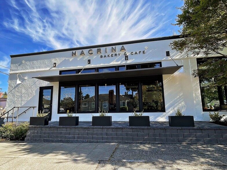 Macrina Bakery Maple Leaf - 9800 Roosevelt Way NE