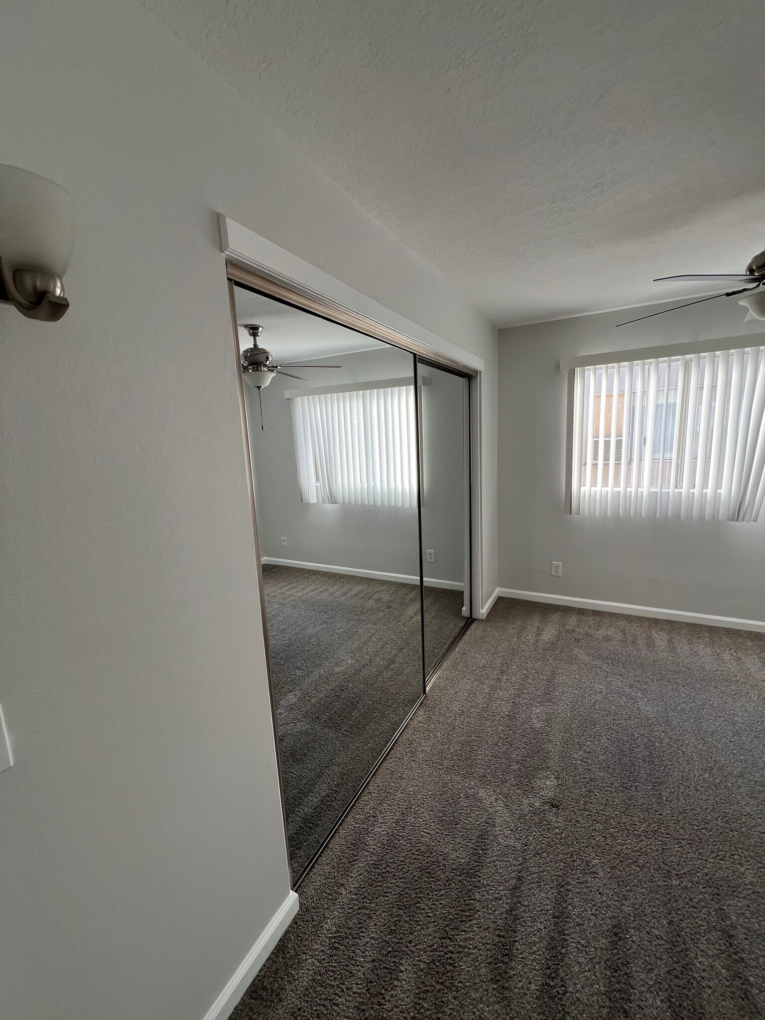 Building Photo - 5582 Crescent