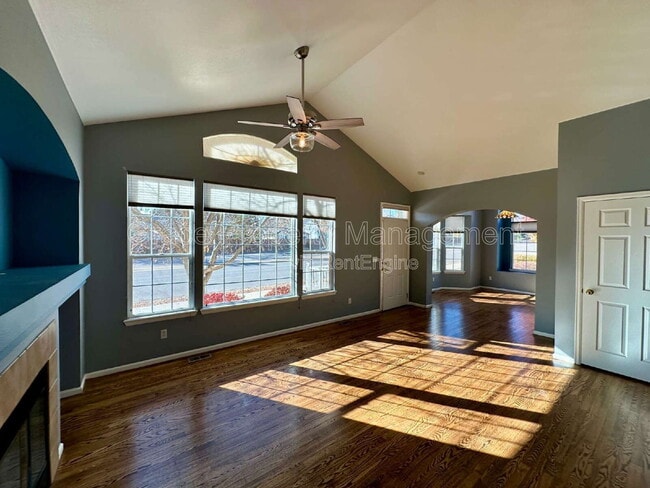 Building Photo - 9064 W Phillips Dr