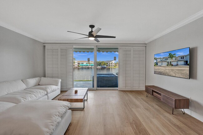 Building Photo - 876 Jeffery St