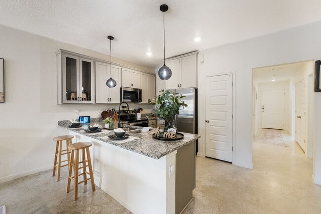 Building Photo - 803 Wax Myrtle Ct