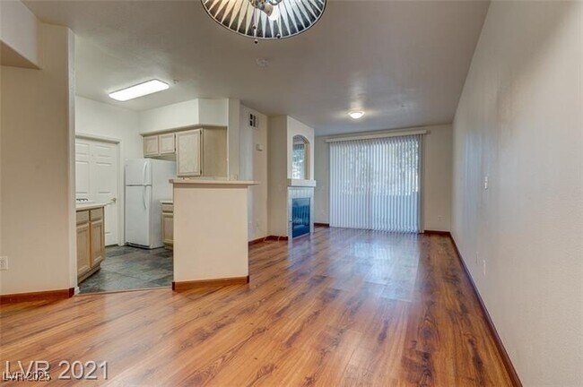Building Photo - 7167 S Durango Dr