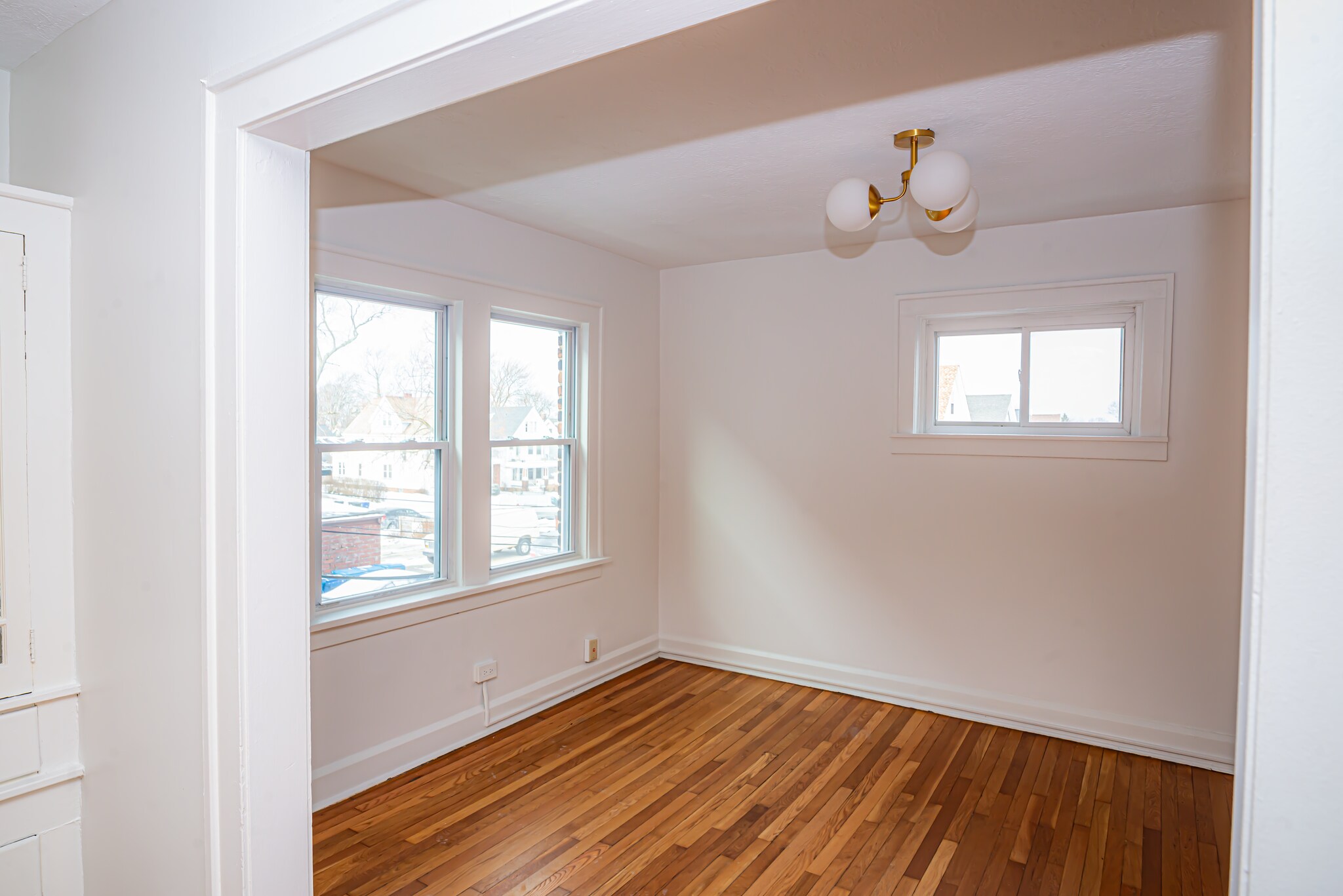 Building Photo - 13318 Madison Ave