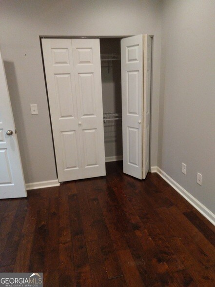 Building Photo - 10 Perimeter Summit Blvd