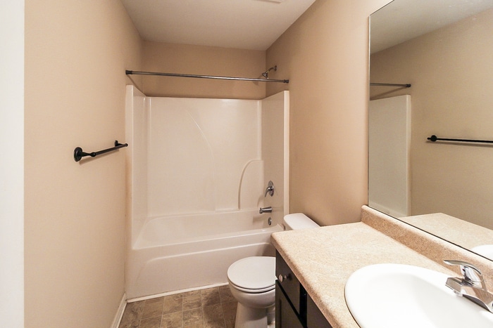 Building Photo - 921 Justice Dr