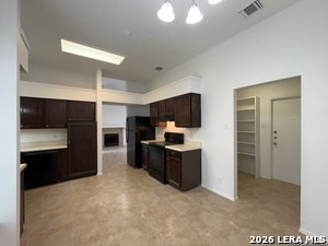 Building Photo - 6202 Valley Clf