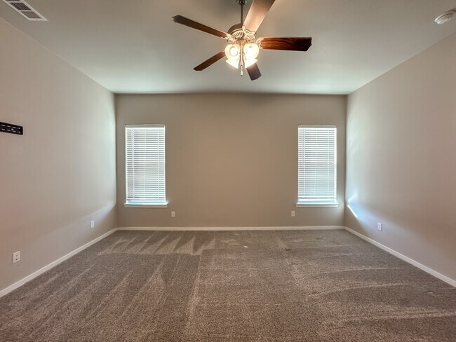 Building Photo - 1212 Ash St