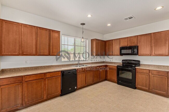 Building Photo - 21374 N 77th Ln