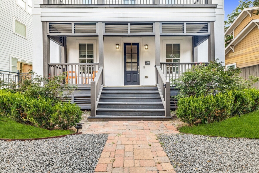 Building Photo - 4532 McKinney St