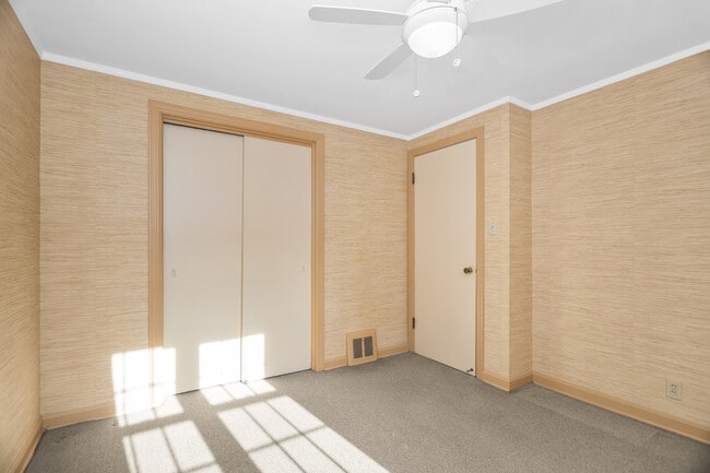 Building Photo - 1407 N Harlem Ave