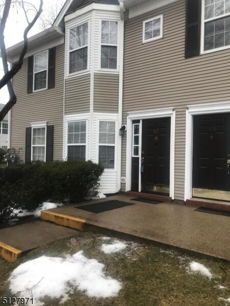 Building Photo - 127 Williamson Ct
