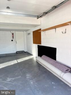 Building Photo - 9926 Great Oaks Way