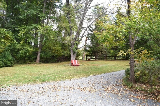 Building Photo - 24580 Linwood Farm Ln