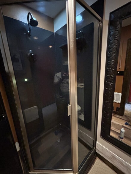 Building Photo - 13325 Brush Creek Rd