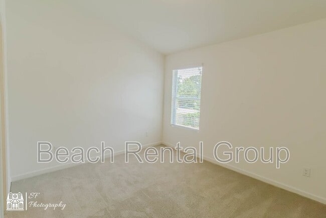 Building Photo - 115 Crescent Wy