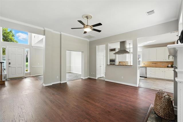 Building Photo - 2237 Grinelle Dr