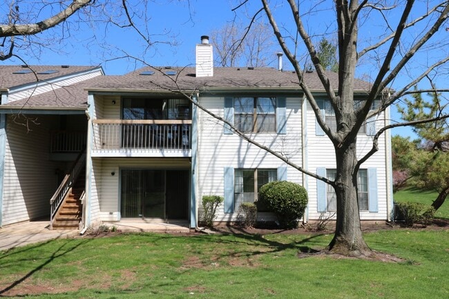 Building Photo - 68 Crabapple Ln