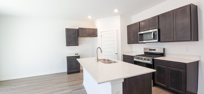 Building Photo - 4191 Viceroy St