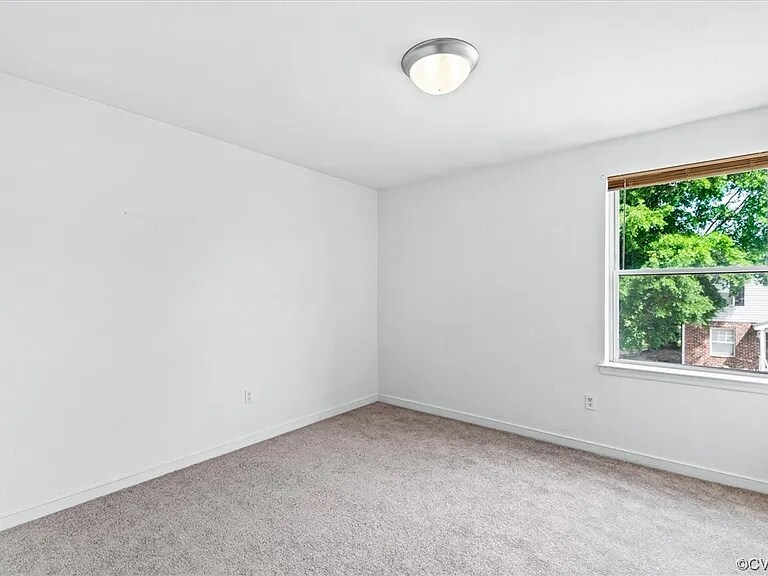 Building Photo - 3517 Briel St