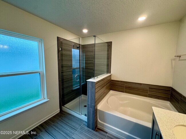 Building Photo - 14916 Durbin Cove Way