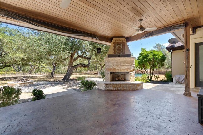 Building Photo - 485 Canna Lily Cir
