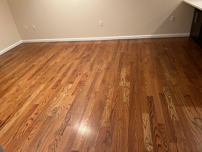 Building Photo - 186-194 Broadway Unit 502