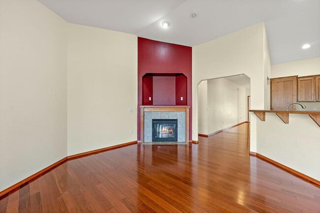 Building Photo - Beautiful Single-Story Olympia Home with Dog Wash, Garden Beds & Thoughtful Layout