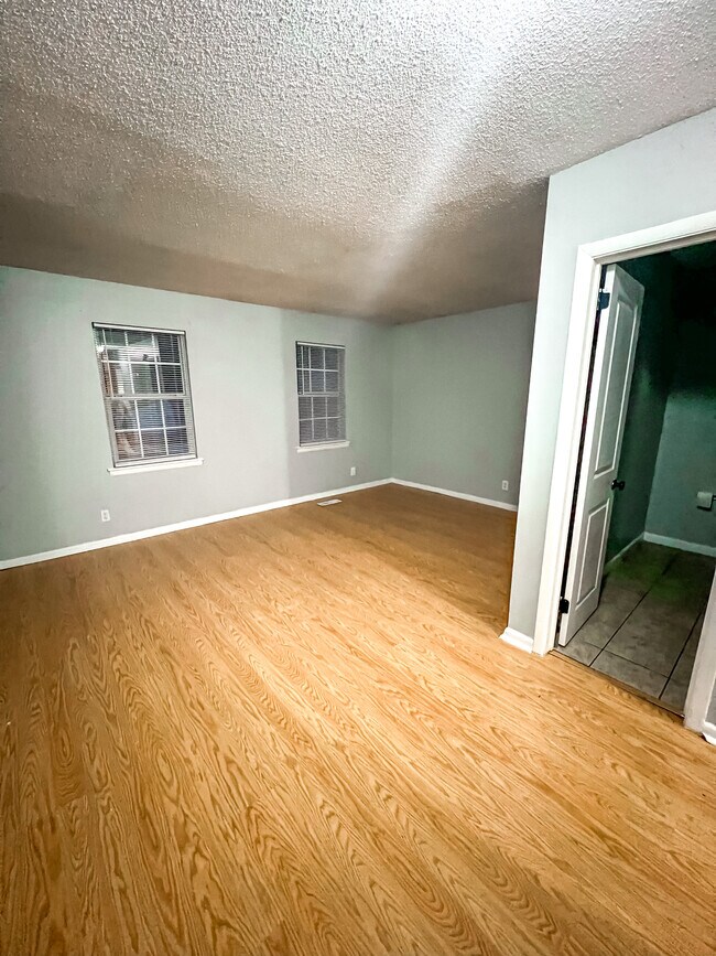 Building Photo - 1661 Patton Chapel Rd