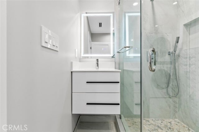 Building Photo - 545 Ivy St