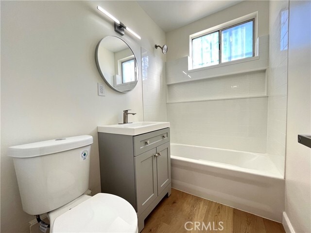 Building Photo - 3430 W 63rd St