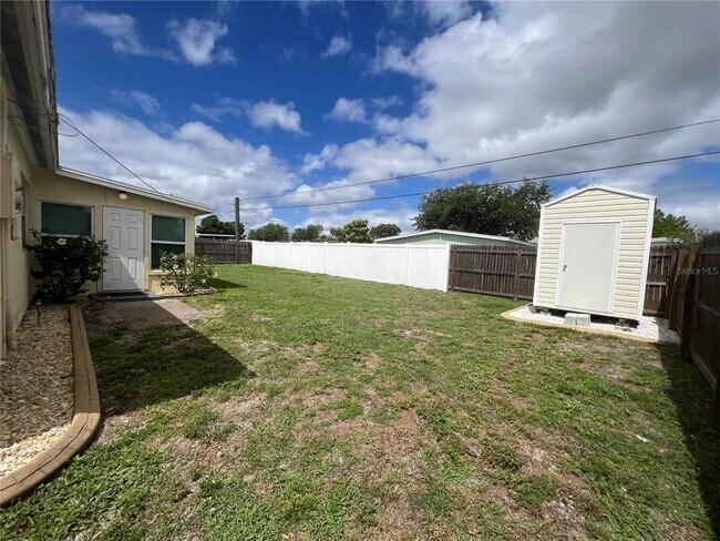 Building Photo - 2377 Starlite Ln