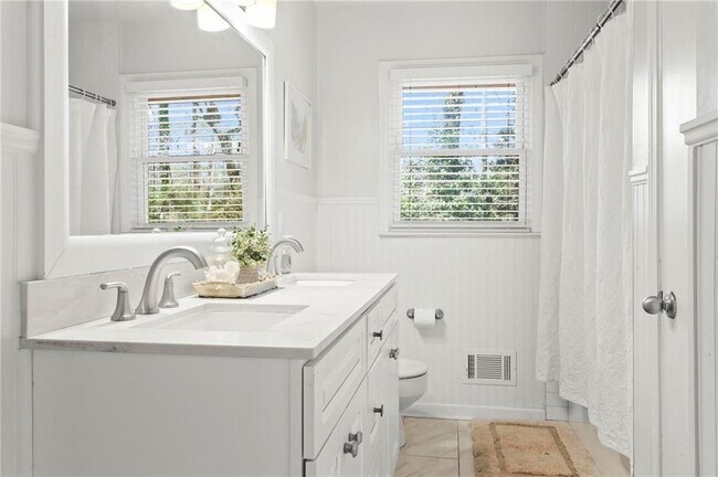 Building Photo - 1780 Samaria Trail