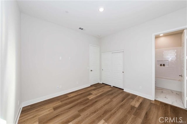 Building Photo - 105 Chorus