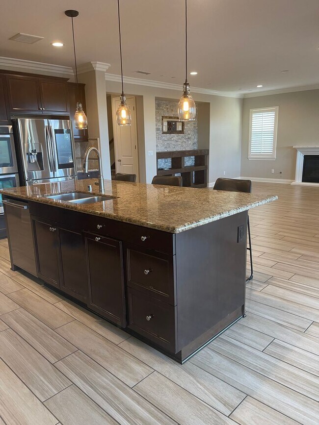 Building Photo - Exquisite 5-Bedroom, 3.5-Bath Home in Coveted Morgan Hill Estates