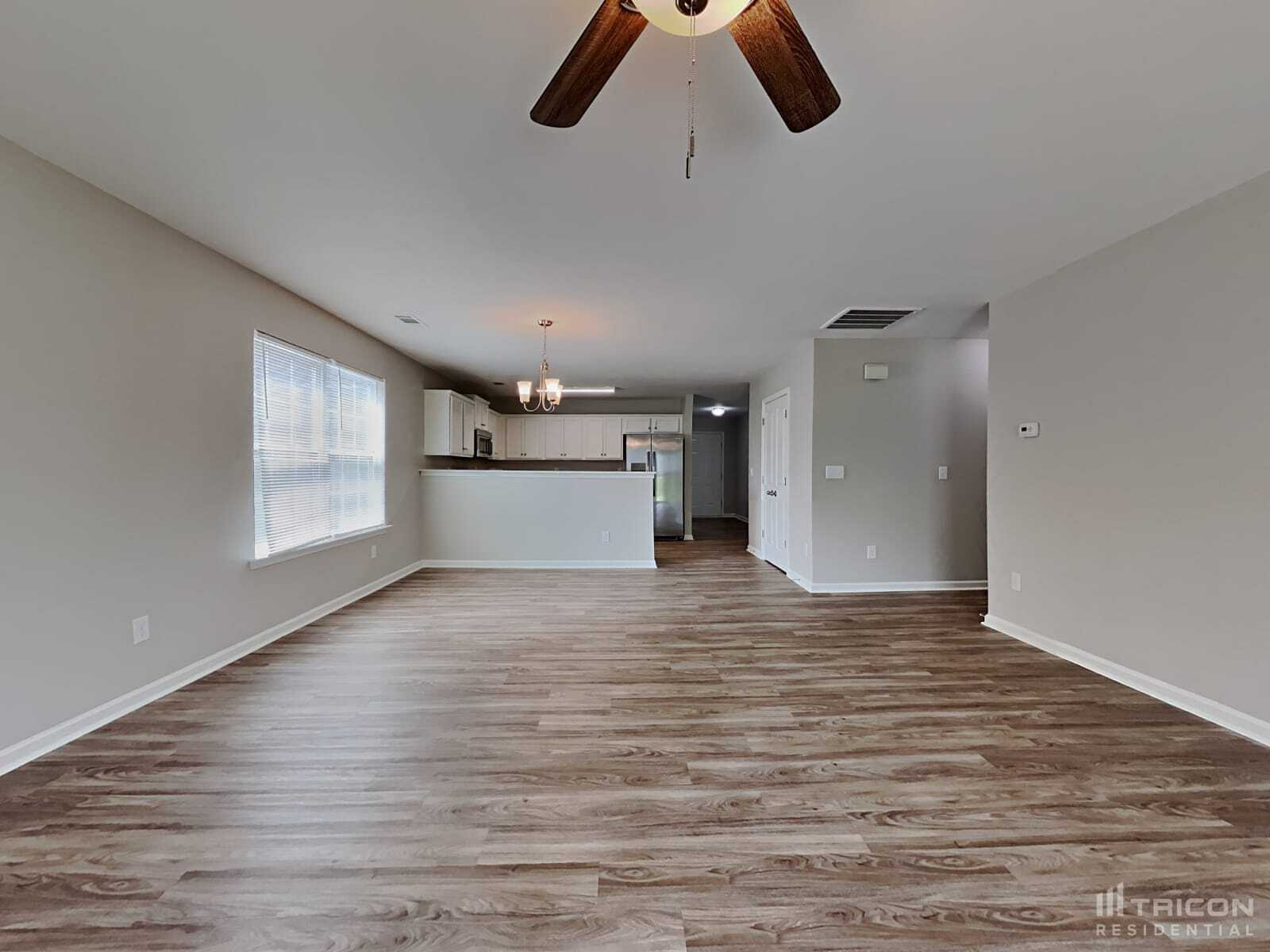 Building Photo - 2430 Dewey Creek Ln