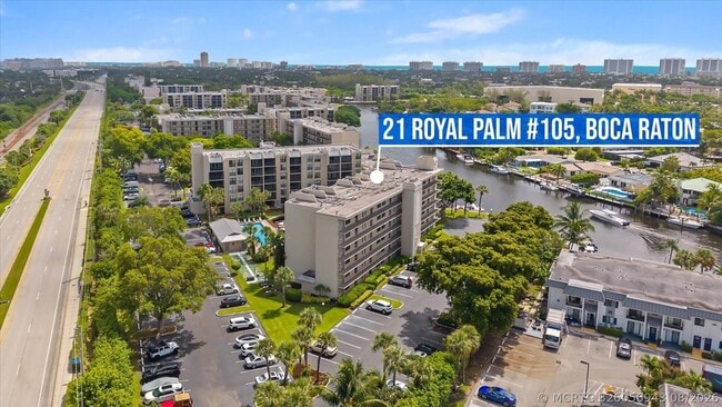Building Photo - 21 Royal Palm Way