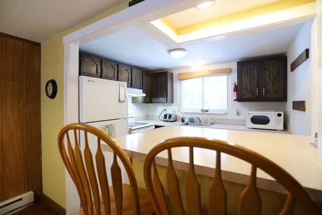 Building Photo - 52 Orris Rd