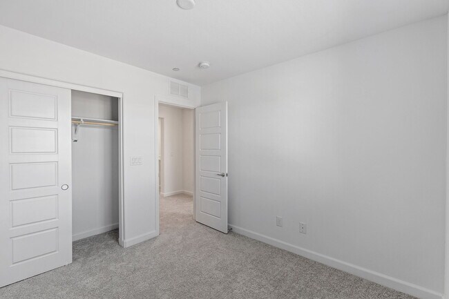 Building Photo - 659 Pickled Pepper Pl