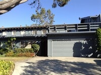 Building Photo - Spacious Seascape Condo