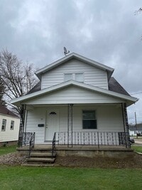 Building Photo - 147 Conrad St