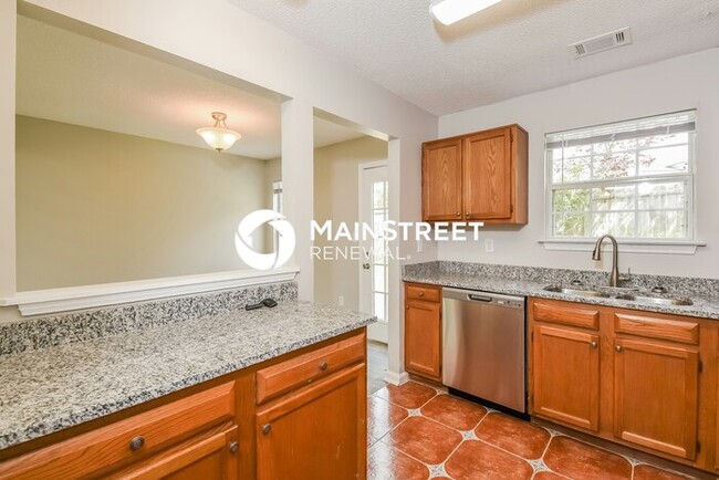 Building Photo - 412 Windstream Dr SW