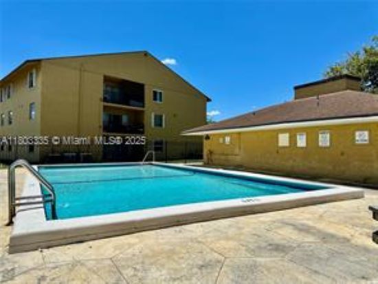 Building Photo - 15430 SW 82nd Ln