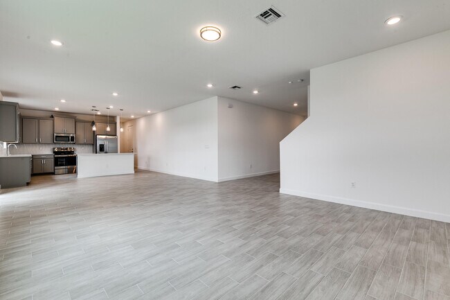 Building Photo - 3170 Streng Ln