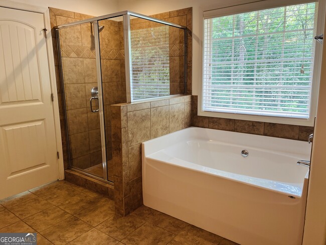 Building Photo - 369 Cliffhaven Cir