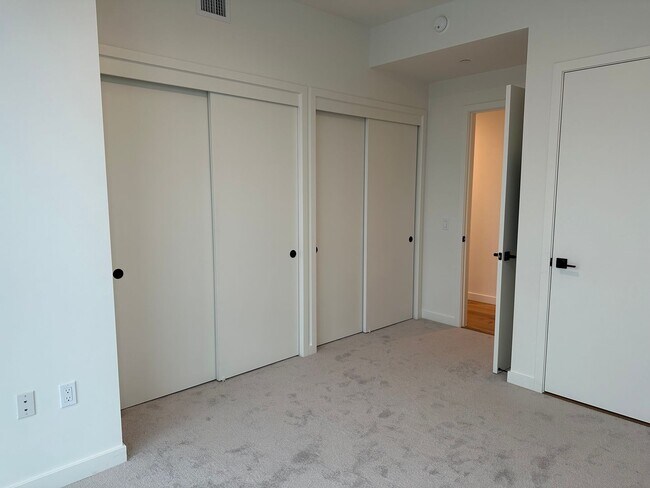 Building Photo - Epic REA - Live at Renou - Modern 2024 Building - 2 BR/2 BA