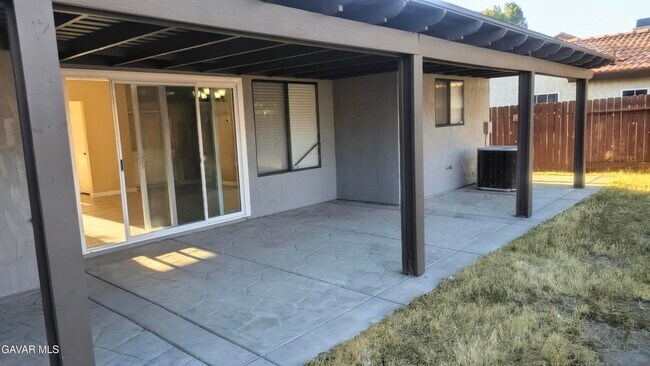 Building Photo - 37734 Tackstem St