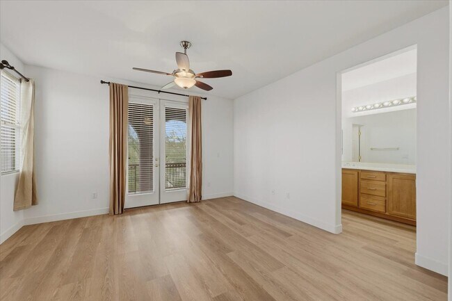 Building Photo - 8604 Splendid Leaf Ct