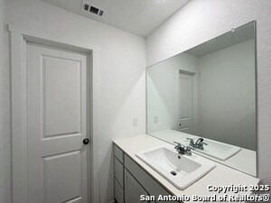 Building Photo - 407 Indian Blossom