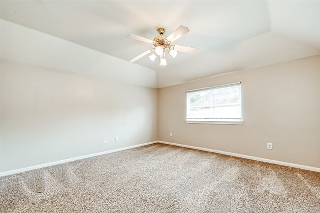 Building Photo - 22011 Windmill Bluff Ln